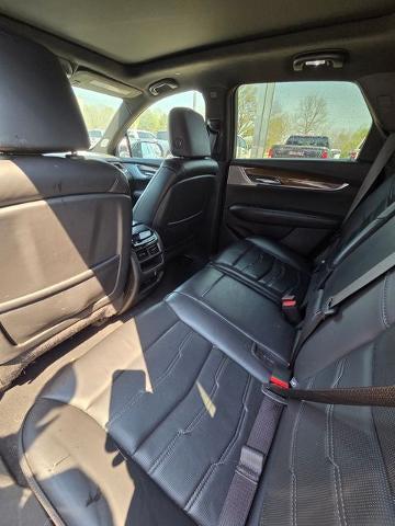 2022 Cadillac XT5 FWD Premium Luxury