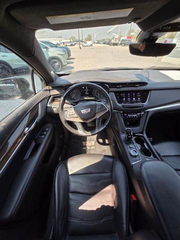 2022 Cadillac XT5 FWD Premium Luxury
