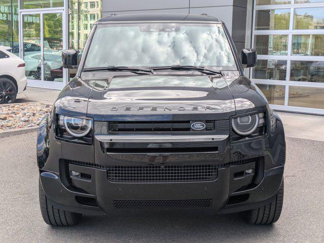 2026 Land Rover Defender P400 X-Dynamic SE