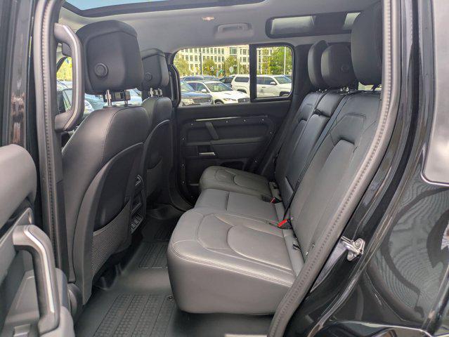 2026 Land Rover Defender P400 X-Dynamic SE