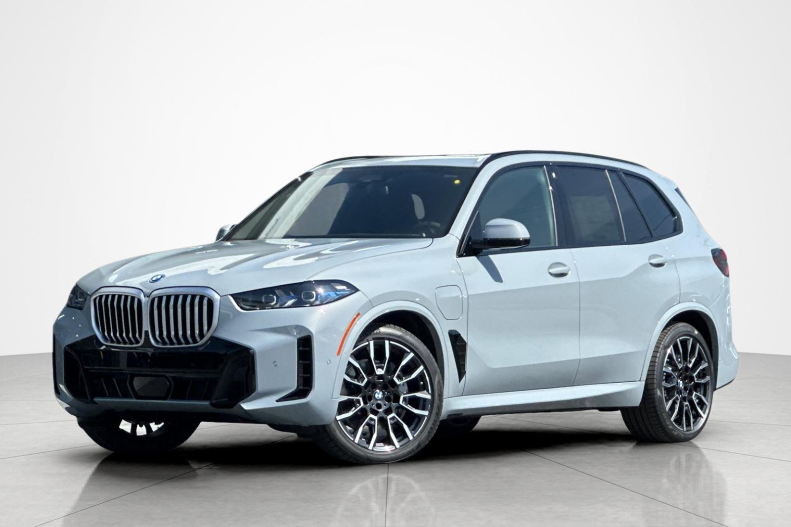 Gray (Brooklyn Grey Metallic) 2026 BMW X5 xDrive50e SUV / Crossover All-Wheel Drive Automatic