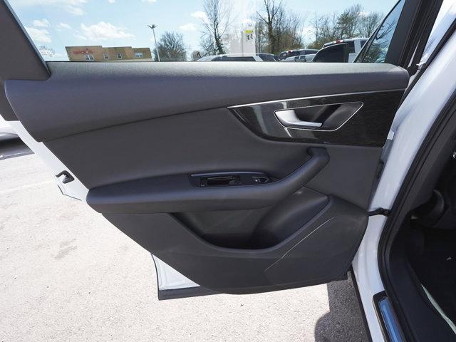 2023 Audi Q7 Premium 45 TFSI quattro Tiptronic
