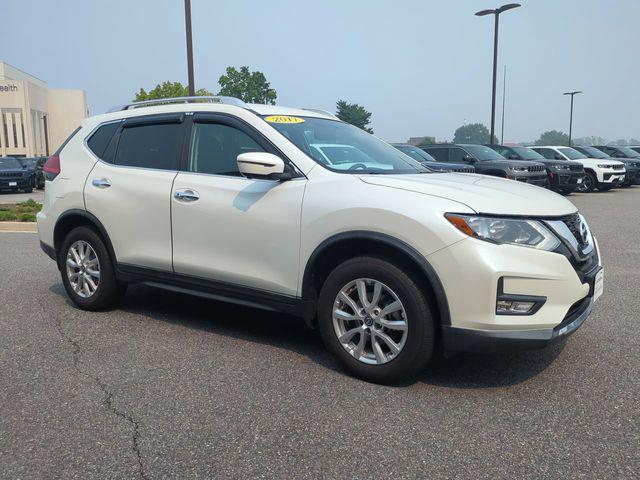 2017 Nissan Rogue SV 2017 Nissan Rogue SV