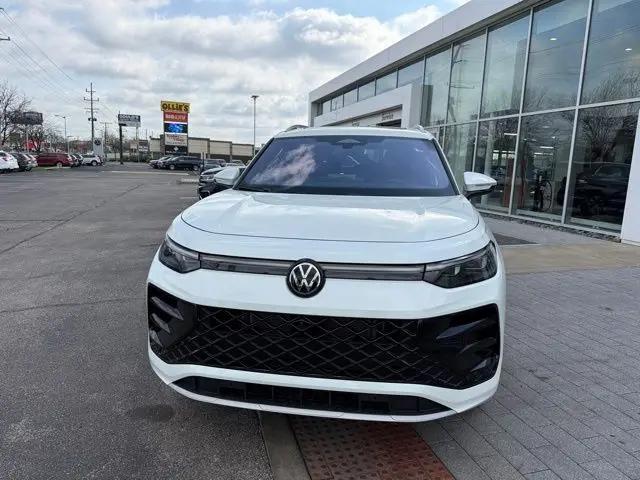 2026 Volkswagen Tiguan SEL R-Line Turbo