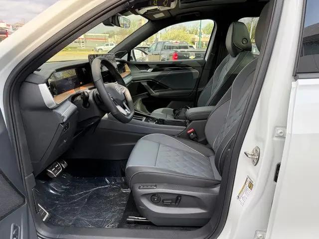 2026 Volkswagen Tiguan SEL R-Line Turbo