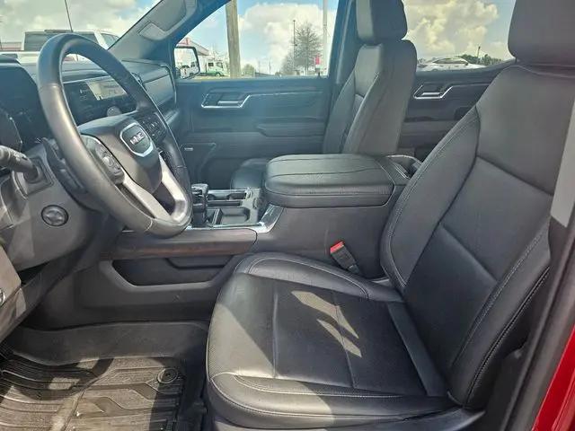 2024 GMC Sierra 1500 4WD Crew Cab Short Box SLT