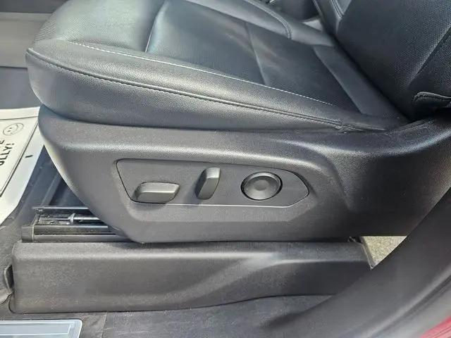 2024 GMC Sierra 1500 4WD Crew Cab Short Box SLT
