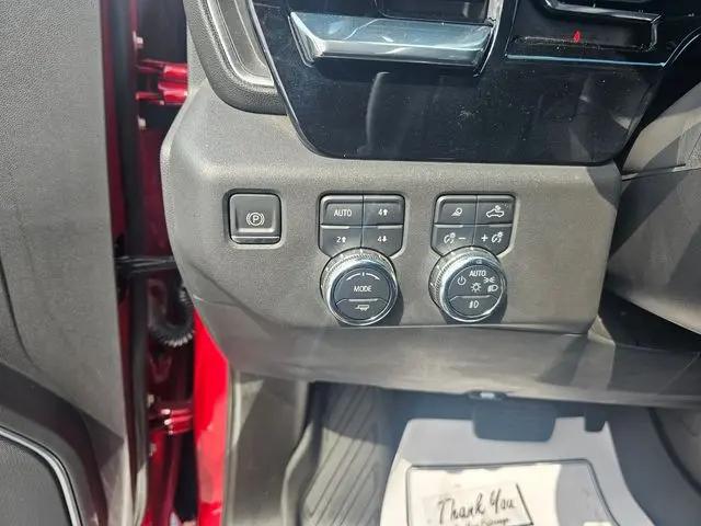 2024 GMC Sierra 1500 4WD Crew Cab Short Box SLT