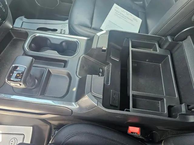 2024 GMC Sierra 1500 4WD Crew Cab Short Box SLT