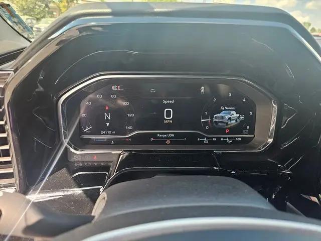 2024 GMC Sierra 1500 4WD Crew Cab Short Box SLT