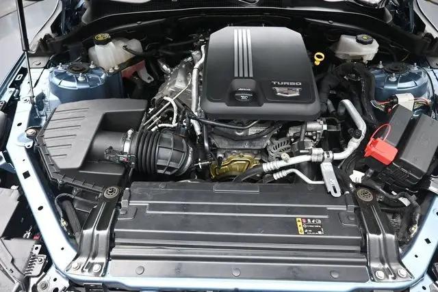 2024 Cadillac CT4 Premium Luxury