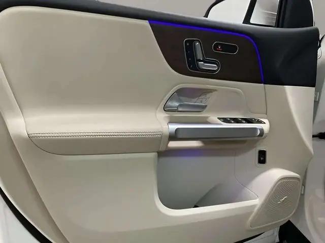 2023 Mercedes-Benz EQB 300 4MATIC