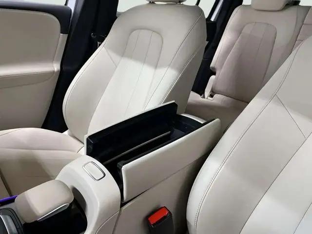 2023 Mercedes-Benz EQB 300 4MATIC
