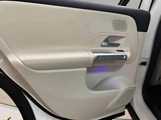 2023 Mercedes-Benz EQB 300 4MATIC
