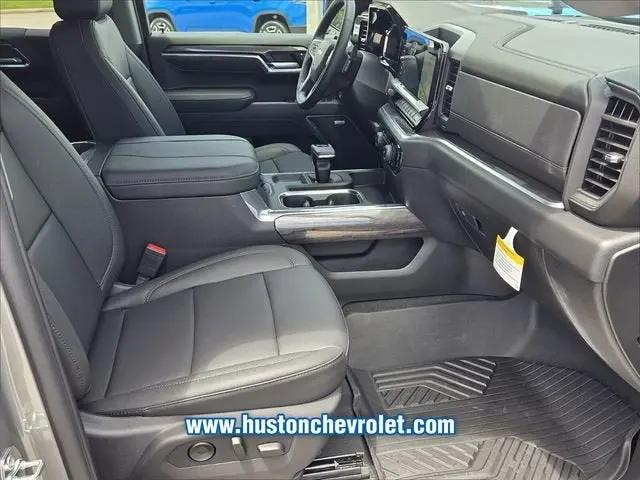2026 Chevrolet Silverado 1500 4WD Crew Cab Short Bed LTZ