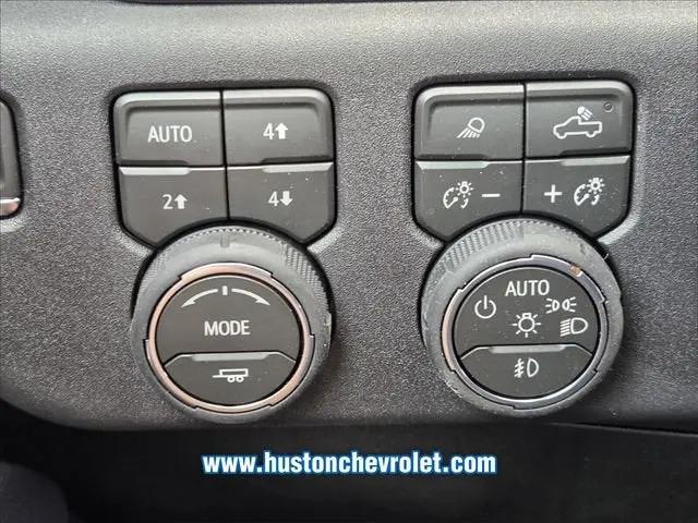 2026 Chevrolet Silverado 1500 4WD Crew Cab Short Bed LTZ