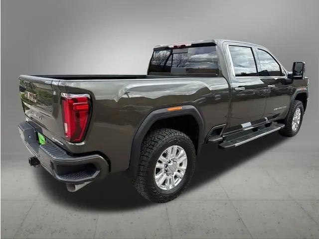 2023 GMC Sierra 2500HD 4WD Crew Cab Standard Bed Denali