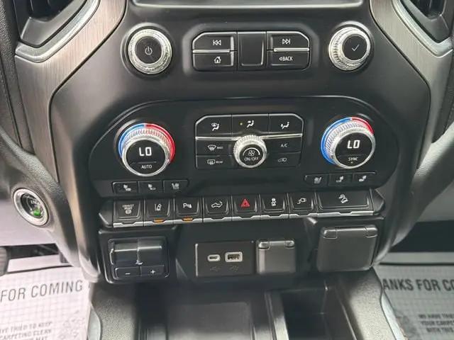 2023 GMC Sierra 2500HD 4WD Crew Cab Standard Bed Denali