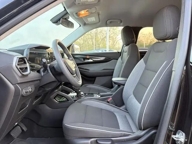 2024 Chevrolet TrailBlazer FWD LT