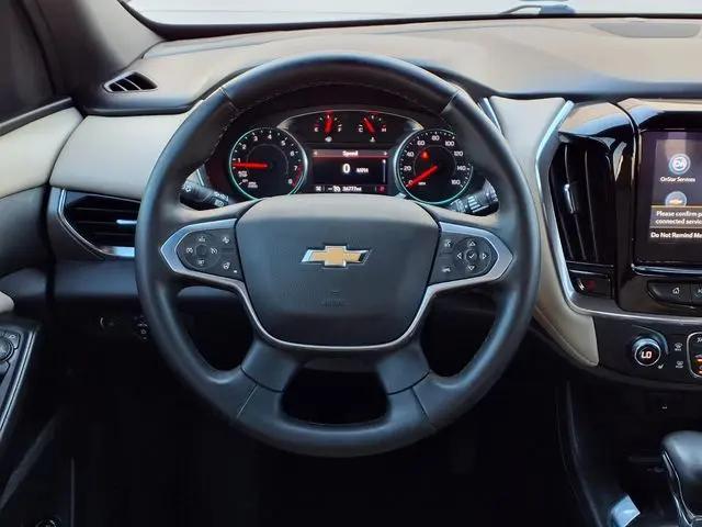 2023 Chevrolet Traverse FWD LT Leather
