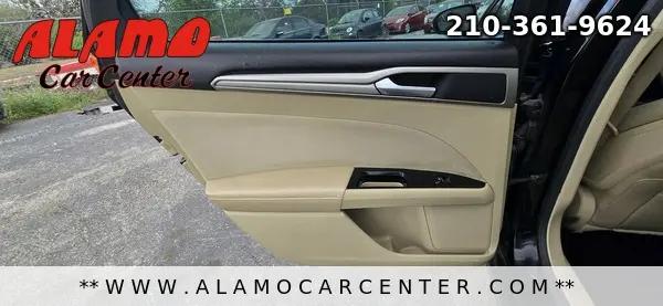 2016 Ford Fusion SE