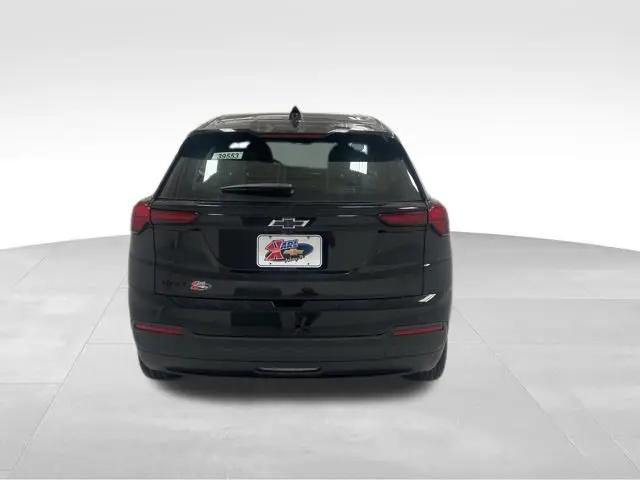 2027 Chevrolet Bolt LT FWD
