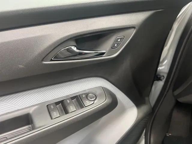 2027 Chevrolet Bolt LT FWD