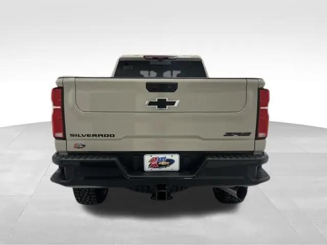 2026 Chevrolet Silverado 2500HD Crew Cab, Standard Bed, XR2, 4WD