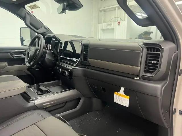 2026 Chevrolet Silverado 2500HD Crew Cab, Standard Bed, XR2, 4WD