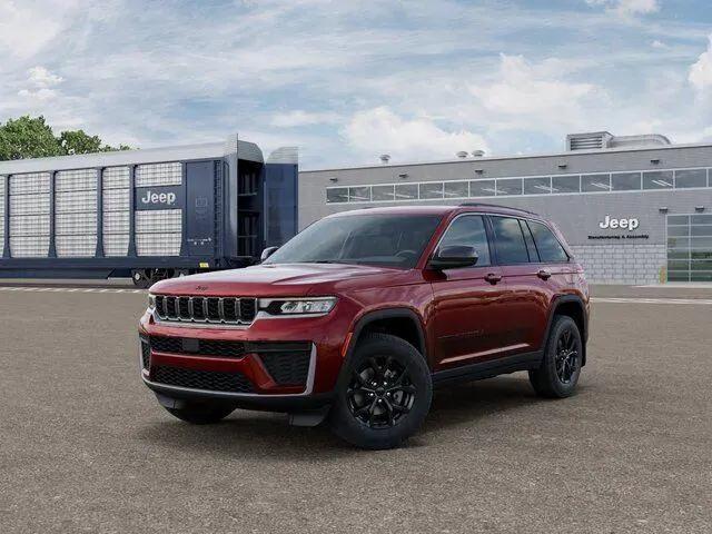 2026 Jeep Grand Cherokee Altitude 4x4 for sale in Antioch, IL