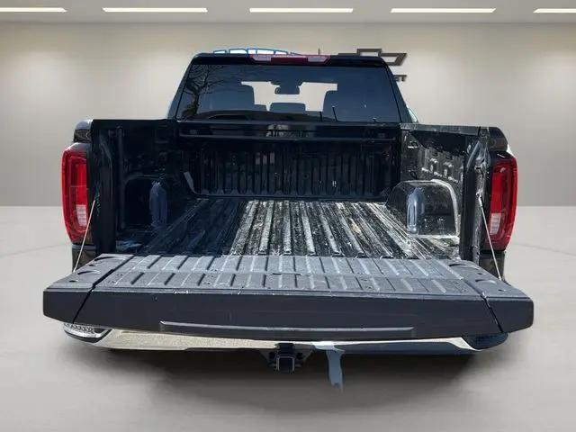 2025 GMC Sierra 1500 2WD Crew Cab Short Box SLT