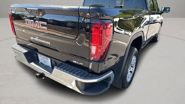 2025 GMC Sierra 1500 2WD Crew Cab Short Box SLT