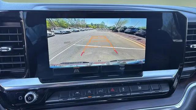 2025 GMC Sierra 1500 2WD Crew Cab Short Box SLT