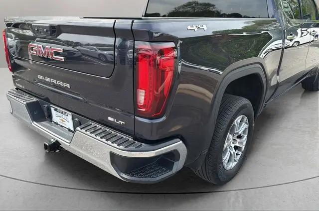2025 GMC Sierra 1500 4WD Crew Cab Short Box SLT