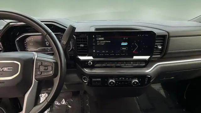 2025 GMC Sierra 1500 4WD Crew Cab Short Box SLT