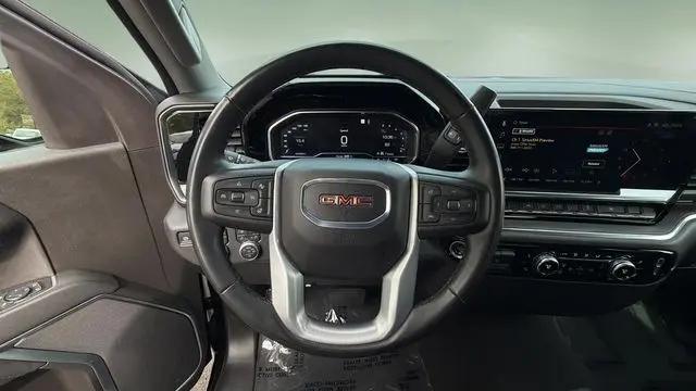 2025 GMC Sierra 1500 4WD Crew Cab Short Box SLT