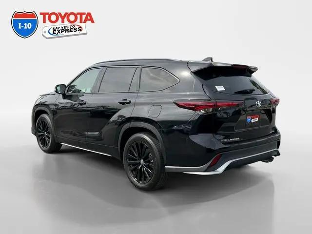 2025 Toyota Highlander XSE