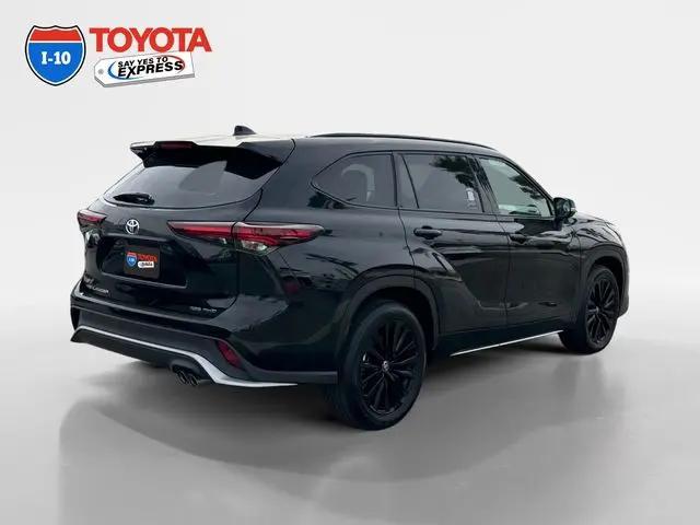2025 Toyota Highlander XSE