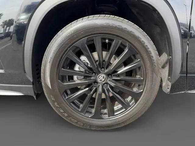 2025 Toyota Highlander XSE