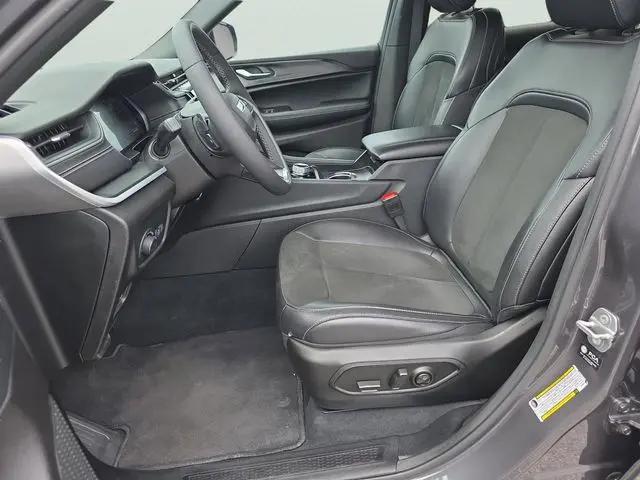 2025 Jeep Grand Cherokee L Altitude X 4x4