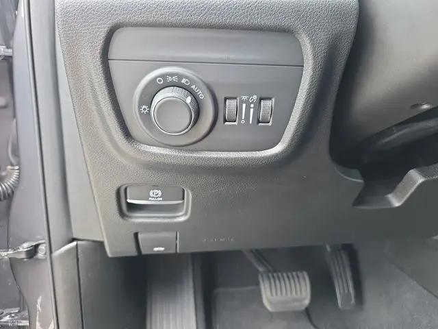 2025 Jeep Grand Cherokee L Altitude X 4x4