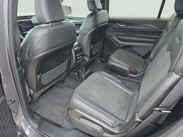 2025 Jeep Grand Cherokee L Altitude X 4x4