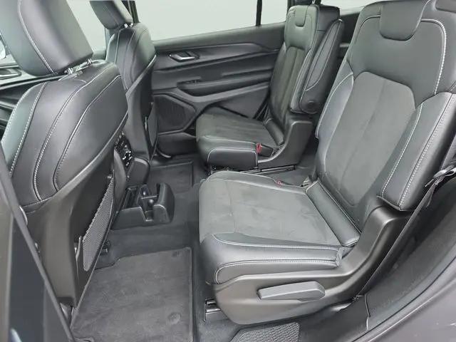 2025 Jeep Grand Cherokee L Altitude X 4x4