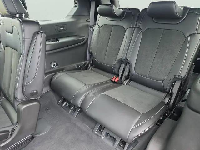 2025 Jeep Grand Cherokee L Altitude X 4x4