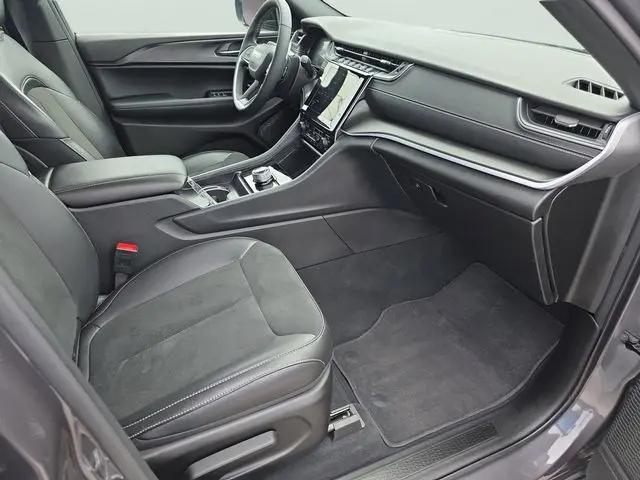 2025 Jeep Grand Cherokee L Altitude X 4x4
