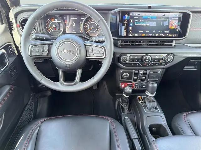 2025 Jeep Wrangler 4-Door Rubicon 4x4