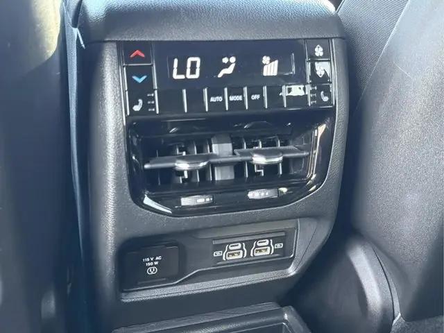 2025 Jeep Grand Cherokee L Limited 4x4
