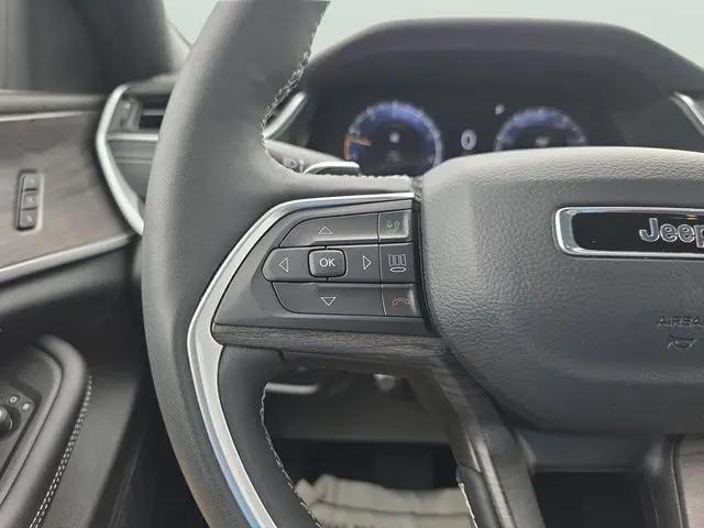 2025 Jeep Grand Cherokee L Limited 4x4
