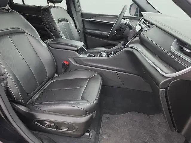 2025 Jeep Grand Cherokee L Limited 4x4