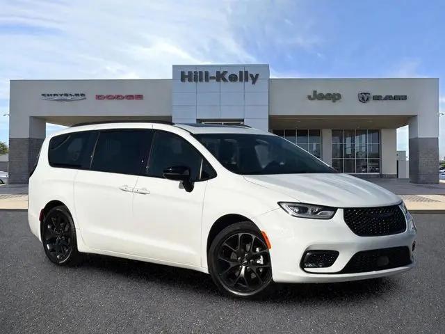 2024 Chrysler Pacifica Limited for sale in Pensacola, FL
